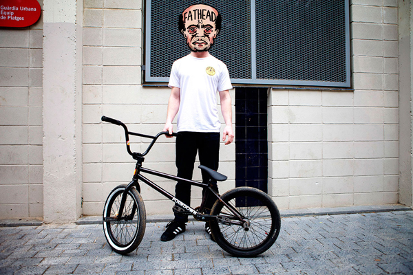 fathead_mugshot_with_bike-head_600x