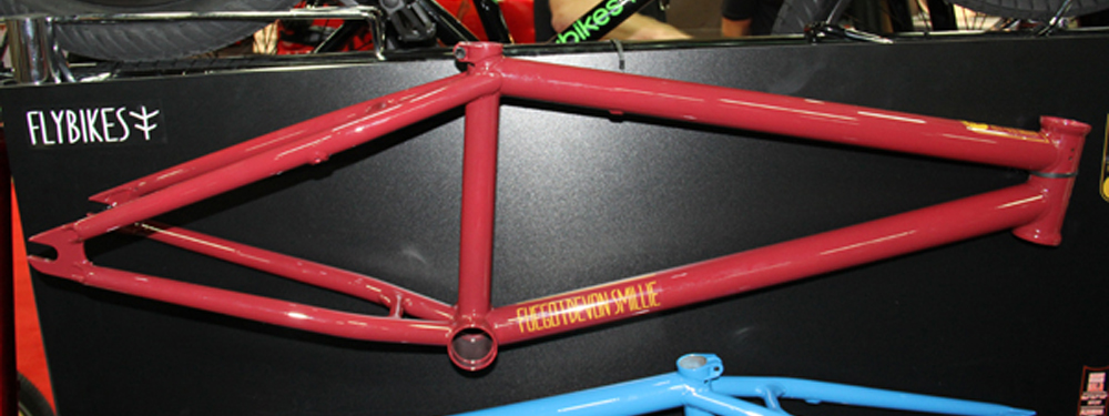 fly trueno frame