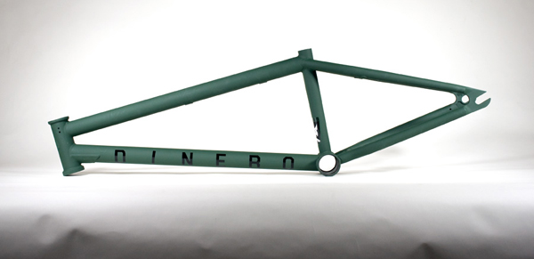 united dinero frame