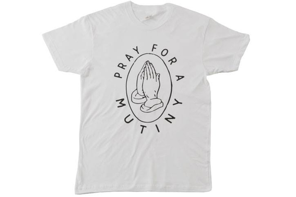 Pray_t-shirt