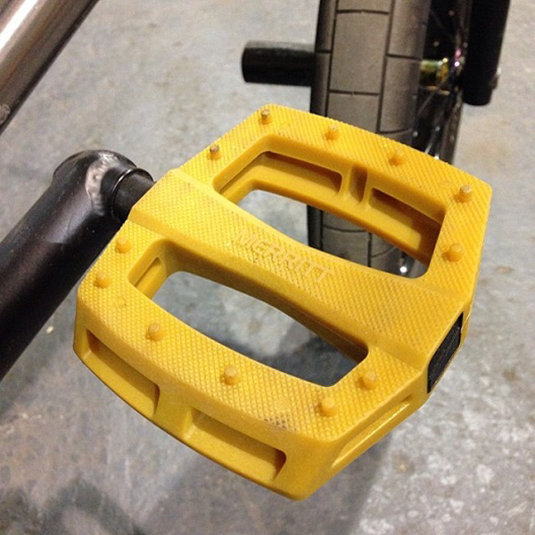 yellow bmx pedals