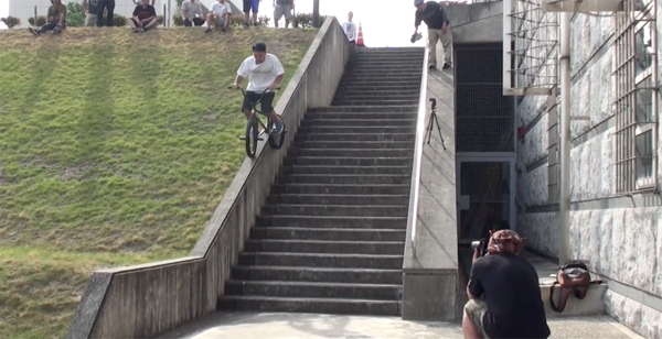 Rampage D'Straxion BMX video