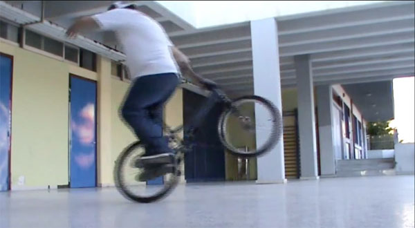 giannis-caternellis-flatland-bmx-video