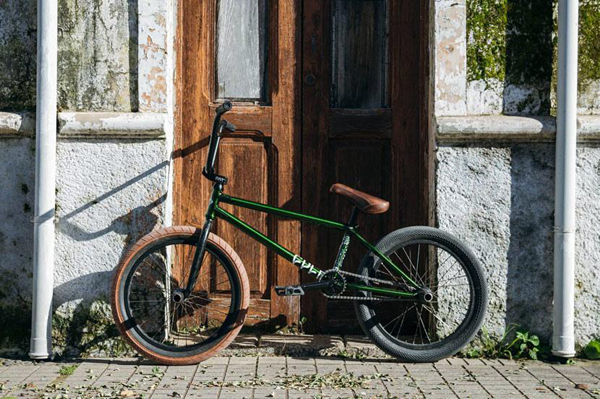 Javi Castilla Cult BMX bike check