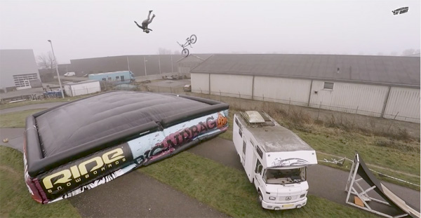 big-air-bag-bmx-video-1