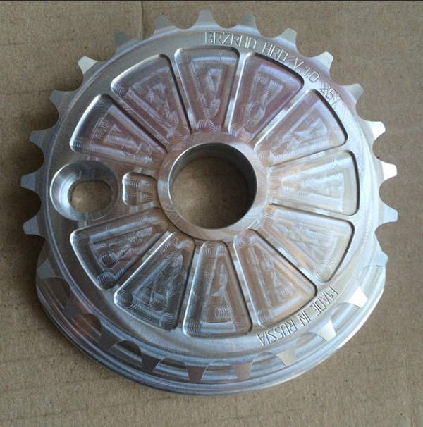 brotherhood-oyster-bmx-sprocket-4