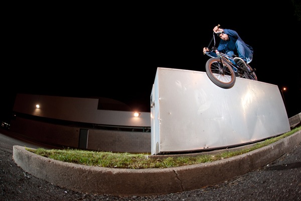 dan-conway-on-the-daily-grind-bmx-600x