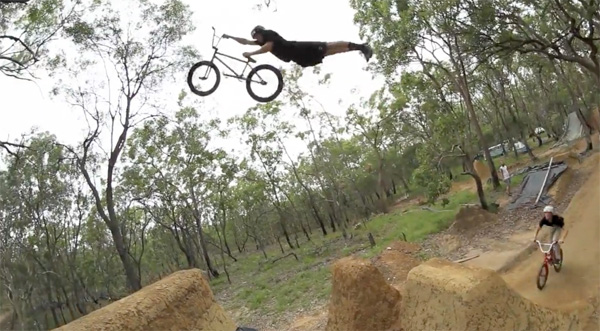 snakewoods-bmx-jam-video