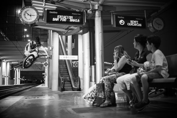 20x30-David-Pastor---San-Fernando,-Cadiz---Train-Station-Table-2-600x