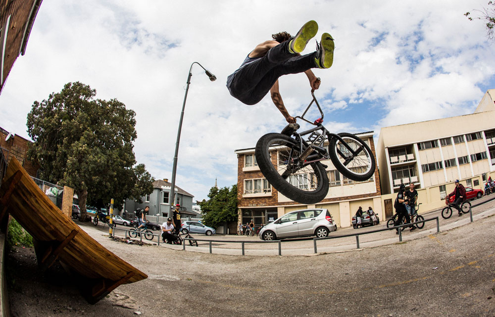 bmx-robert-davies-no-foot-can