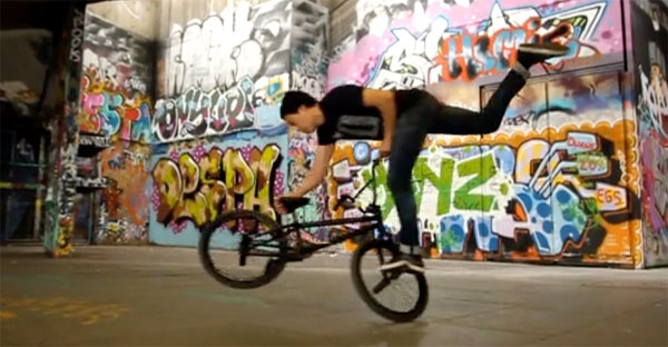 emer-bmx-flatland-video