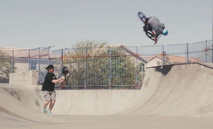 glidecam-dslr-video-bmx-tricks