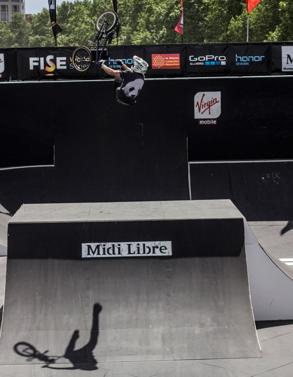 Park-Qualifier---Timothe-Bringer---Double-Tailwhip-to-Bar-Backflip