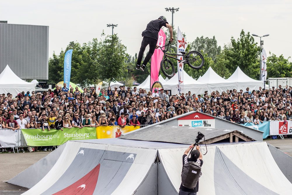 UFO---Double-Tailwhip