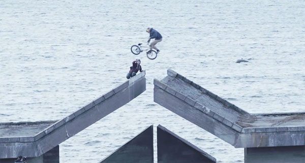 dawid-godziek-simple-session-2015-bmx-video