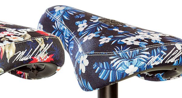 demolition-hucker-floral-bmx-seat-logo