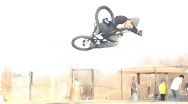 garrett-guilliams-bmx-video