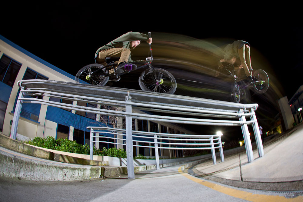 jake-coulson-double-tire-to-180-barspin-bmx