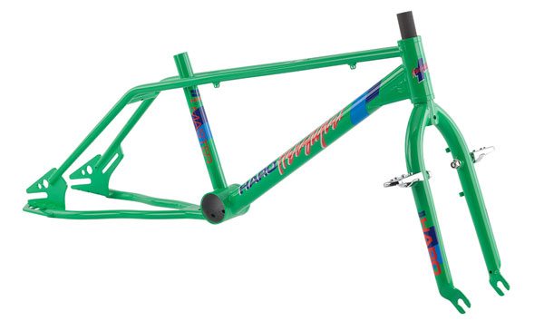 2015-Haro-Master-Frame-3qtr