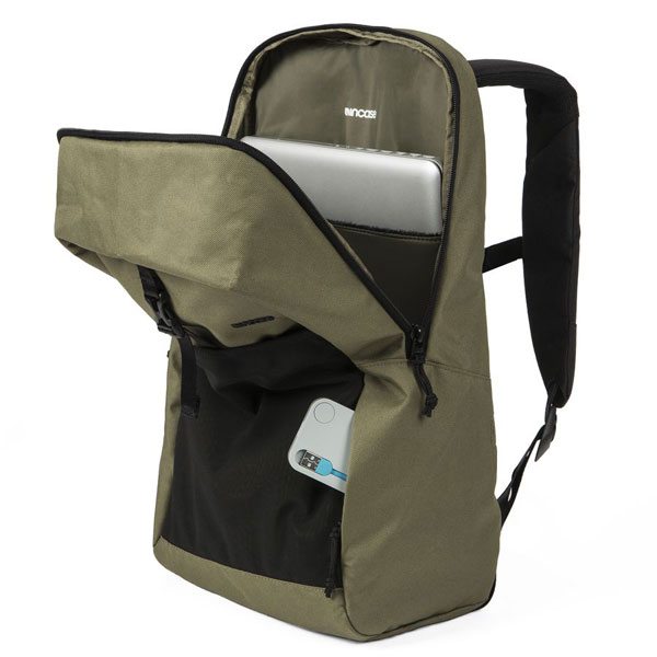 incase-cargo-backpack