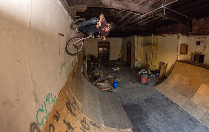 bobbie-altiser-bmx-vert-wall