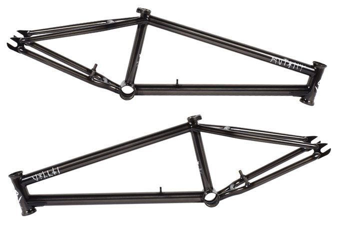 mutiny-bikes-bmx-villij-frame-trans-black