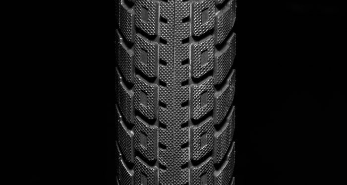 kink-bmx-lyra-tire-knurling