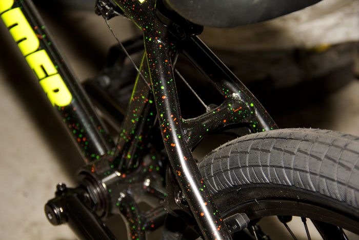 slammer-gt-bicycles-2017-bmx-bike-splatter-detail-2