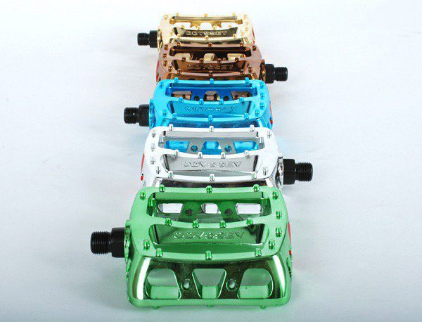 odyssey-twisted-pc-bmx-pedals-metallic-colors