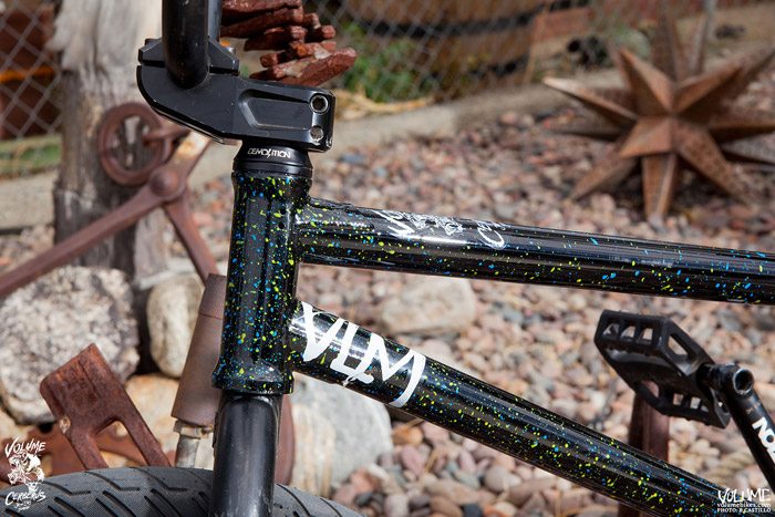 volume-bikes-jason-enns-cerberus-splatter-bmx-frame-detail