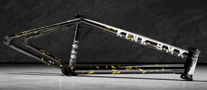 kink-bmx-2017-solace-3-frame-trans-black-gold-splash