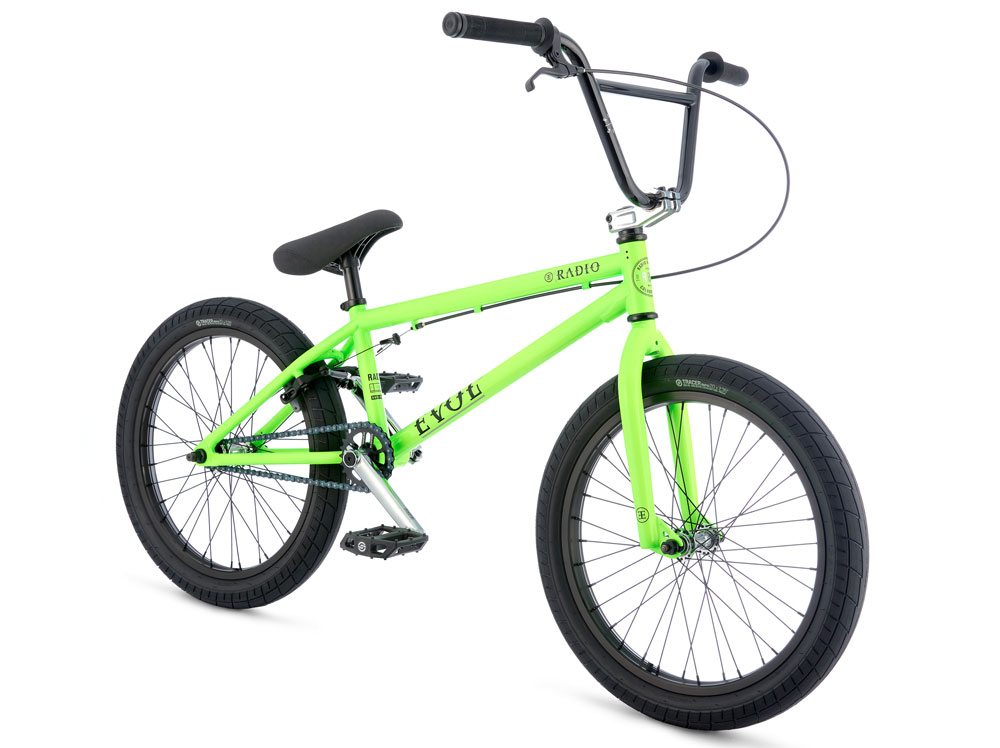 radio-bikes-2017-evol-complete-bmx-bike-neon-green-angle