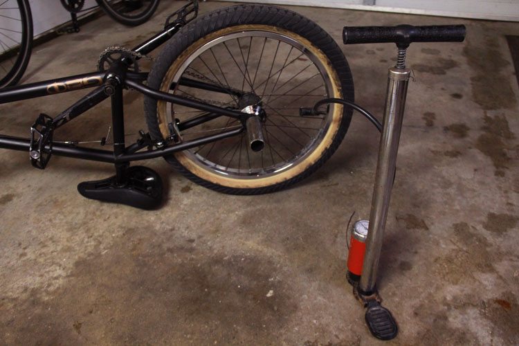 bmx-bike-maintenance-tips-bicycle-floor-pump