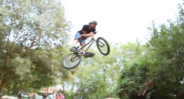 Compression BMX France Septembre DVD Intro BMX video