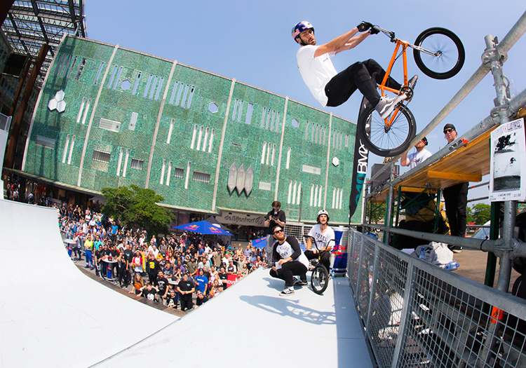 040 BMX Invitational Spine Ramp Contest