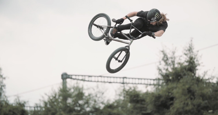 Greg Illingworth Euro Bowls Raw BMX video