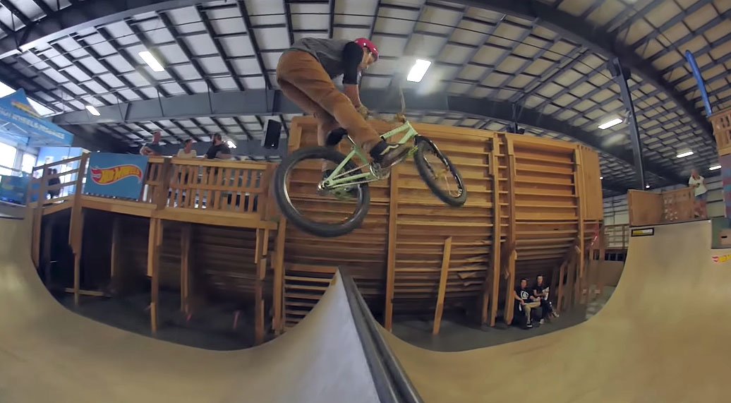 Hot Wheels Junior Series Rye Airfield BMX video