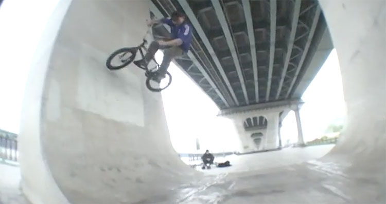 Ji Hoon Lee BMX video