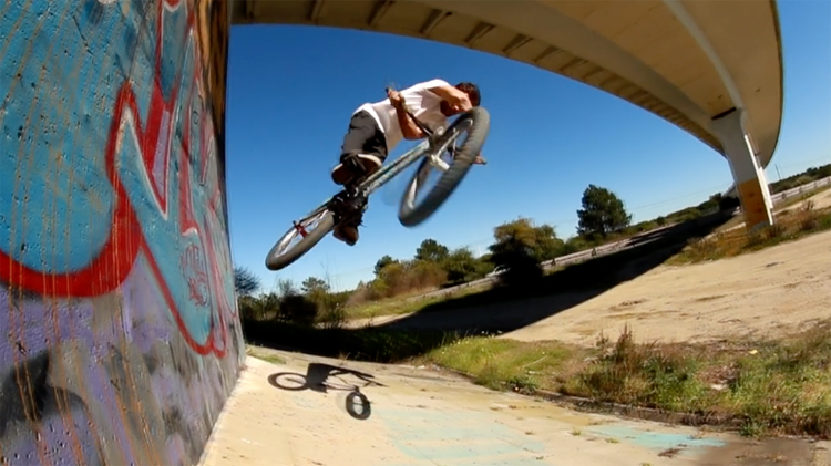 Joao Soares Mutant Bikes BMX video