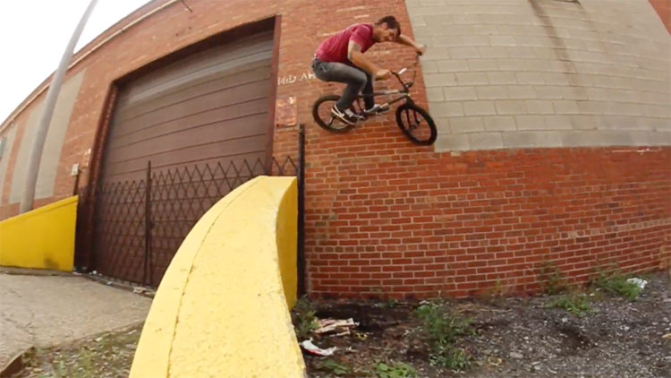 Joel Sutton Mike's Bike Park BMX Vide