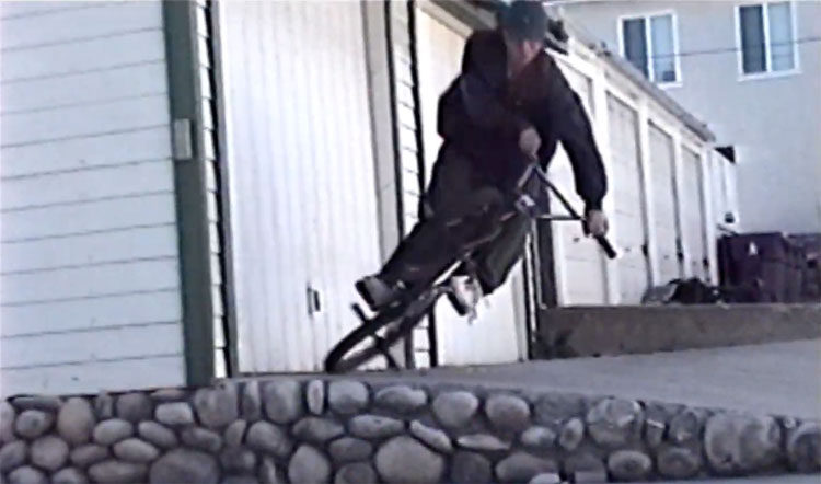 Yumi Tsukuda Primo Hourglass Theory Love BMX video