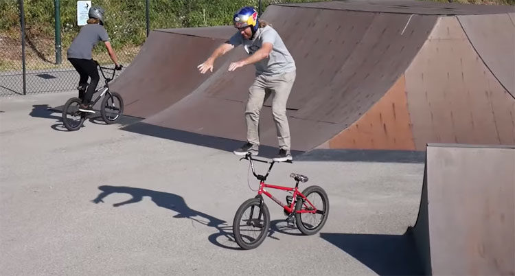 Demolition Parts Santa Cruz BMX video