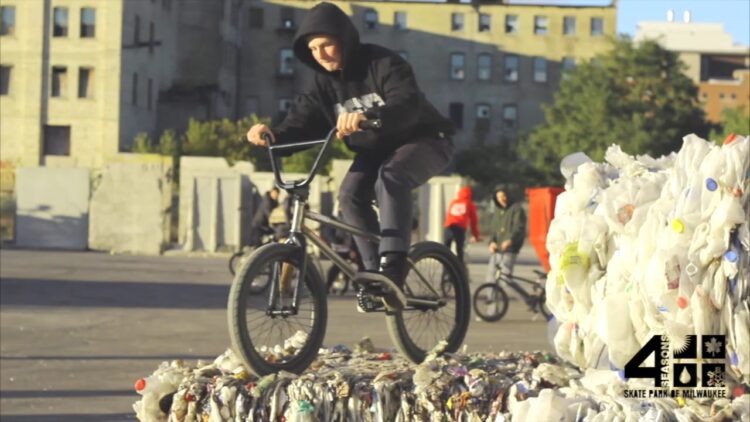 Hoodie Weather Jam 4Seasons Skatepark BMX