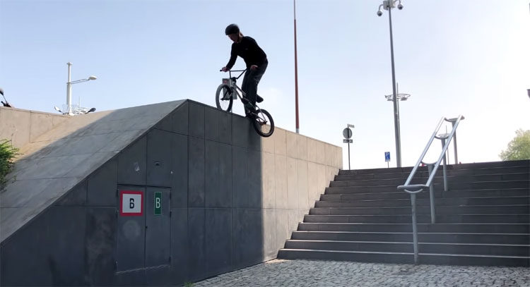 Twan Van Wijk No Pegs No Problem BMX video