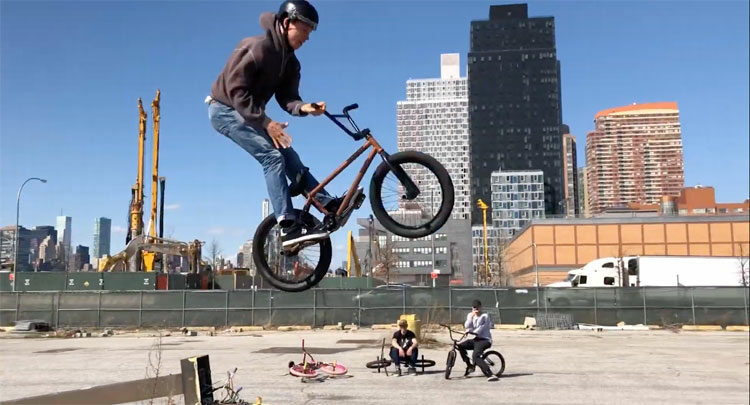 Joeri Veul Albert Meijer On THe Go BMX video