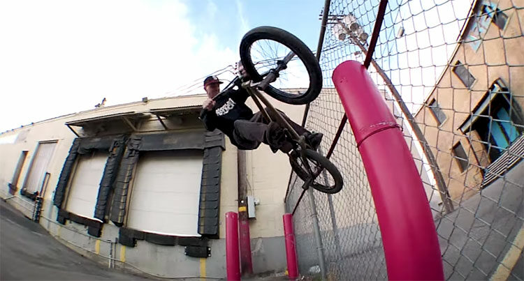 Shawn "Elf" Walters Headlights BMX video