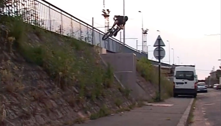 Alaric Streiff BMX video