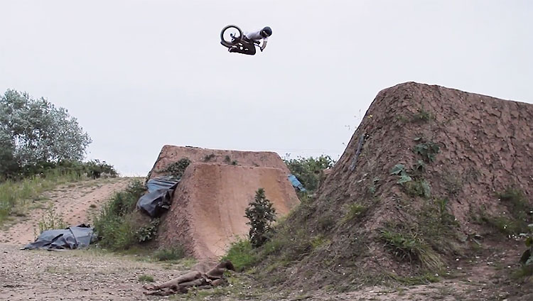 Sven Hackett 2020 BMX video