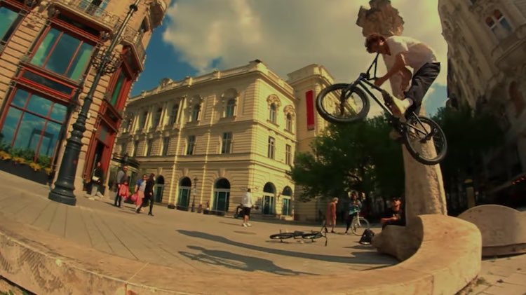 STRT LF Masketeg BMX video