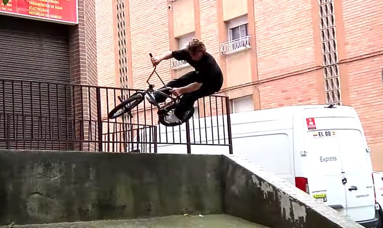 Stranger BMX Shanice BMX video